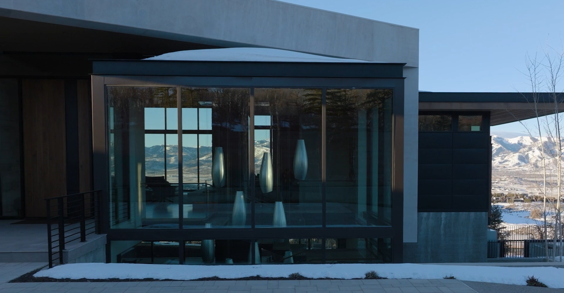 Aluminum_alloy_sliding_door